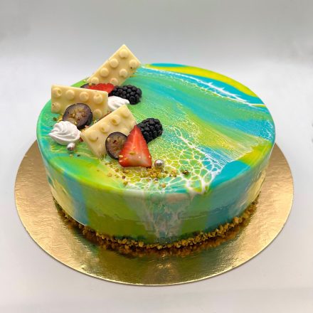 Áfonyás vanília mousse  torta tonkababbal